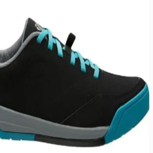 NEW in box. Size 5. Never worn. Color: Black/Mountain/Mirage - Picture 2 of 3